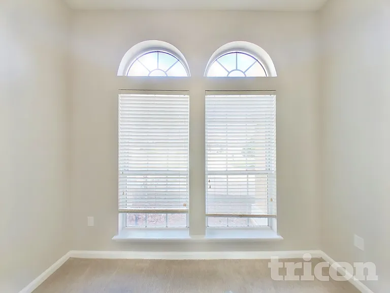 14502 Christen Dr — Photo 19
