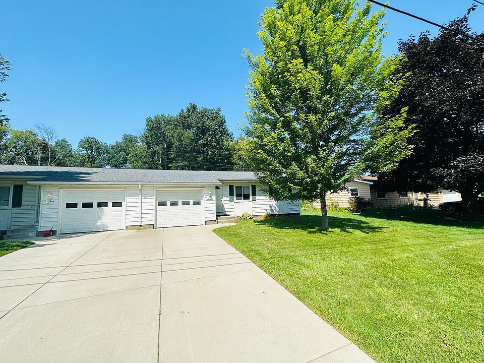 1st image of 10947 Mountain Ash Ave NW