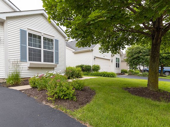 2nd image of 21249 Montclare Lake Dr