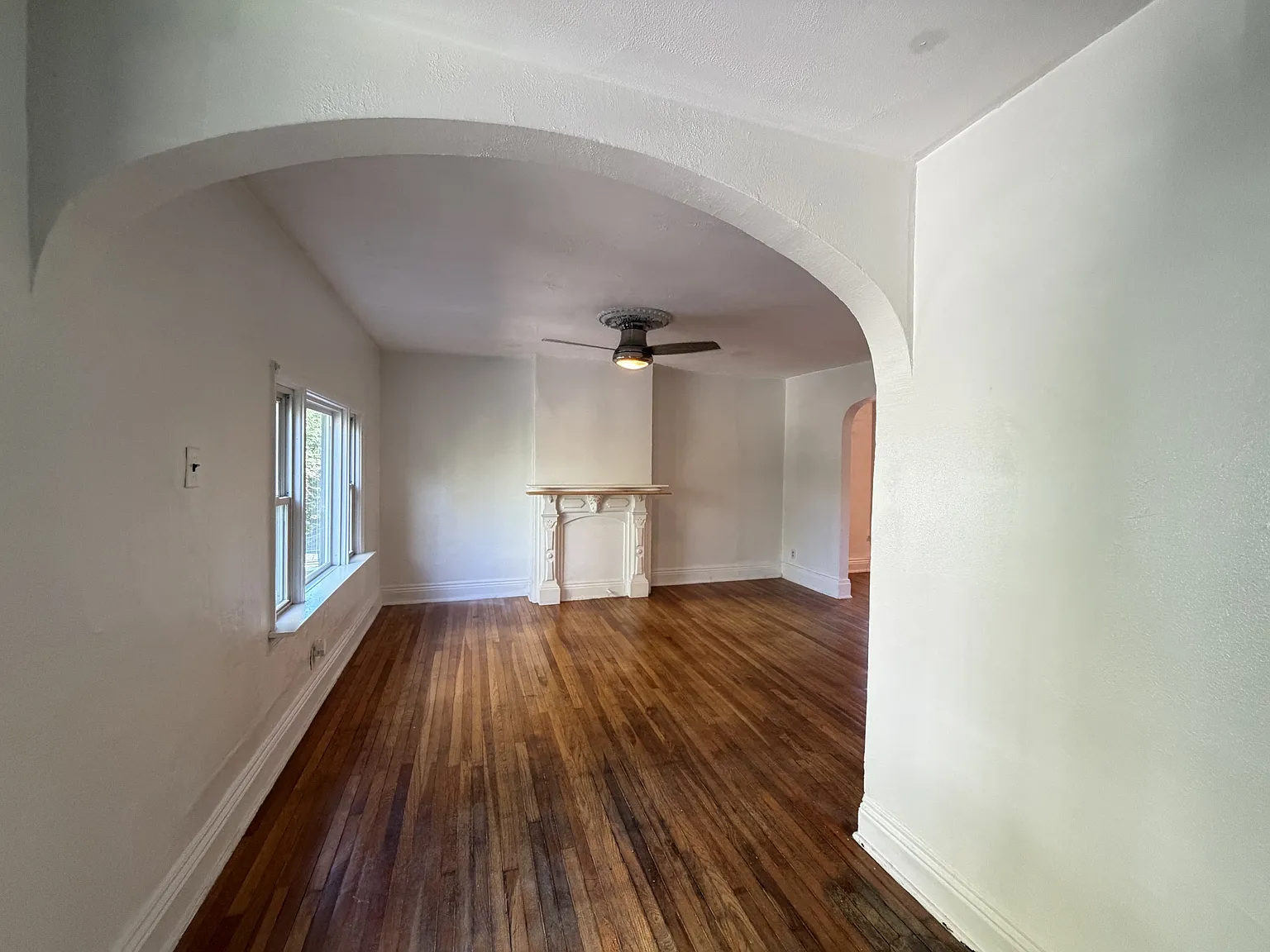 364 Fargo Avenue - Upper — Photo 4