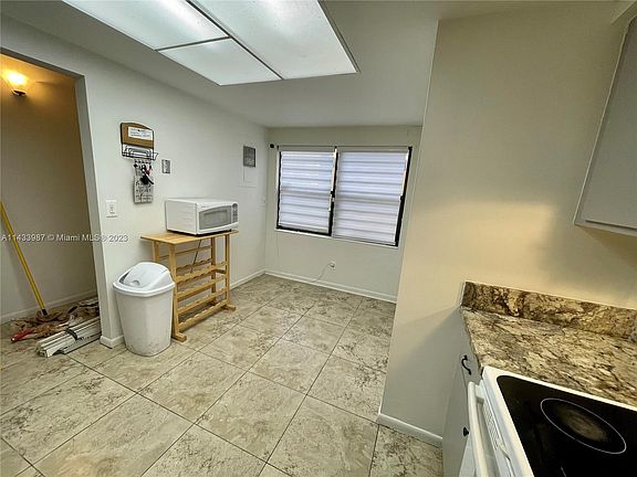 5th image of 4607 NW 90th Ave #4607