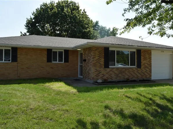 5718 Woodmore Dr, Dayton, OH 45414