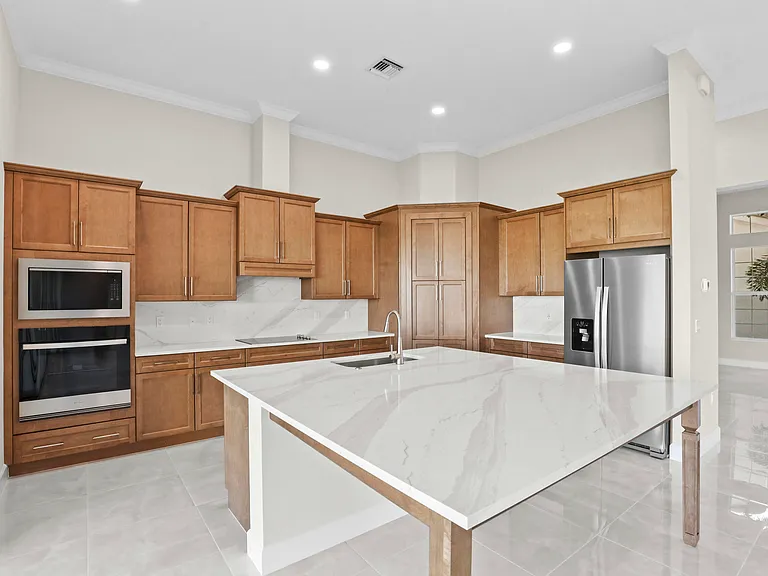 14823 Wildwood Cir — Photo 22