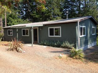 16995 Apple Aly, Brookings, OR 97415