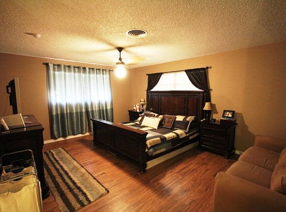 5th image of 2610 Culver Dr
