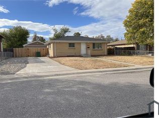 3047 Cimarron St, Aurora, CO 80011