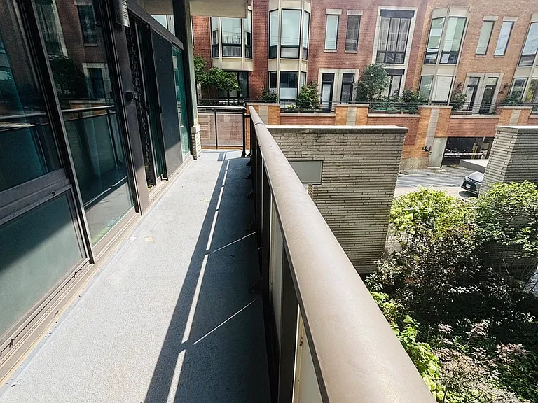 660 W Wayman St #204 — Photo 9