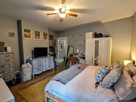 5th image of 138 S 24th St #1