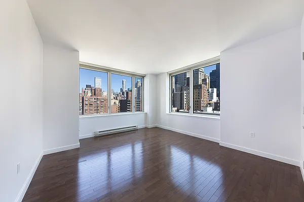 Rented by Compass | media 4