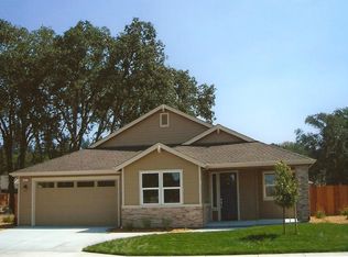 411 Grove St, Willits, CA 95490