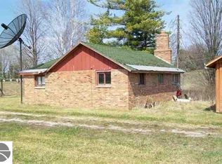 6980 Lower Mograin Rd, Cheboygan, MI 49721