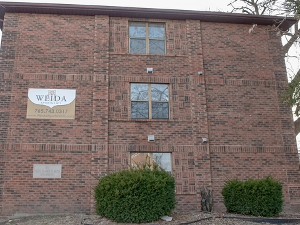 331 Northwestern Ave