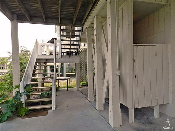 3rd image of 6 Leland Street SW
