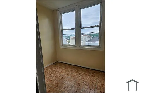 Building Photo - 44 Morningside Ave #2N