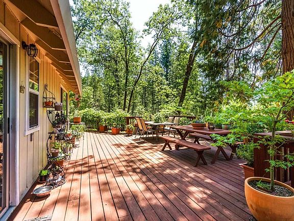 4th image of 17221 Mount Elizabeth Dr