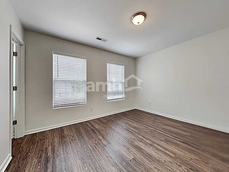 106 Vango Dr — Photo 14