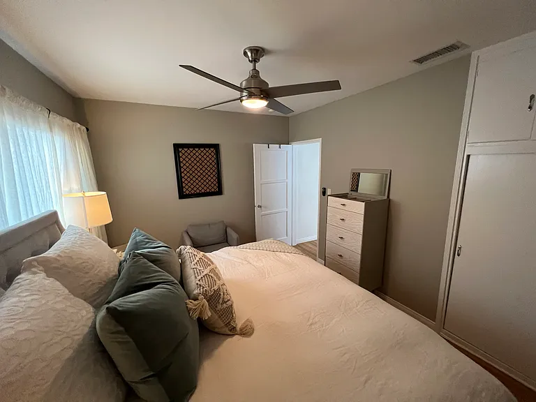 Current tenant _ bedroom one to door