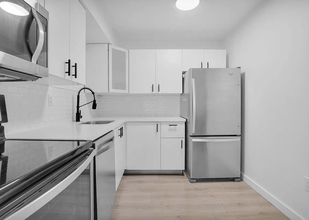 2 bed, 1022 sqft, $3,000 — Photo 2