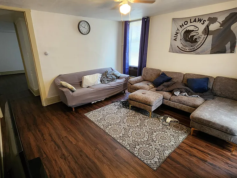 27 W Bainbridge St — Photo 15
