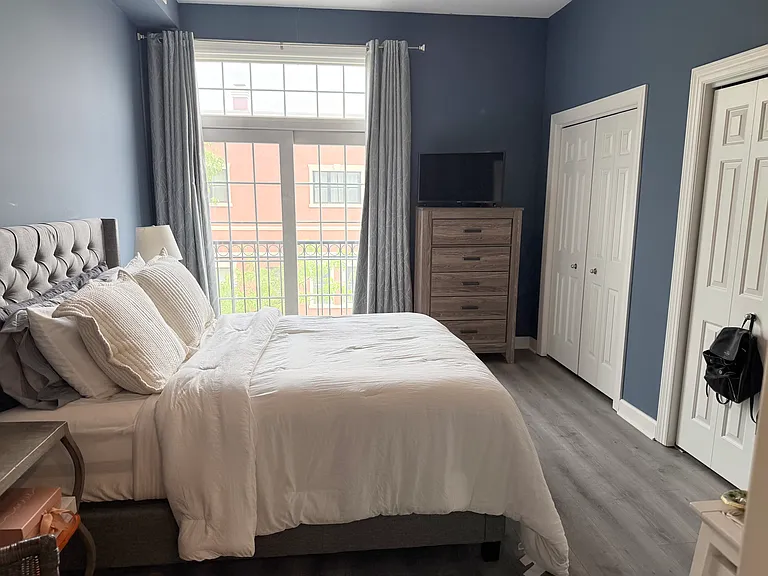 1601 W Altgeld St #3B — Photo 15