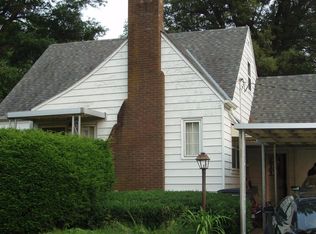 211 Brown St, Oakland, IA 51560