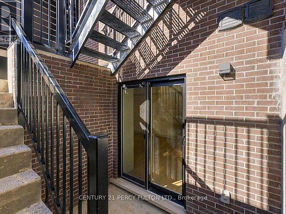 5th image of 113 Hatherley Rd #Basement
