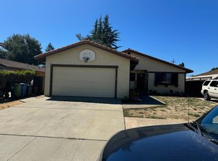 45 Cowles Rd, Watsonville, CA 95076