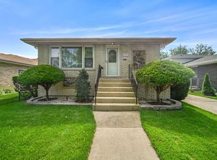10329 S Kilpatrick Ave, Oak Lawn, IL 60453