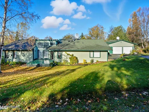 6601 Crooked Tree Dr, Anchorage, AK 99507