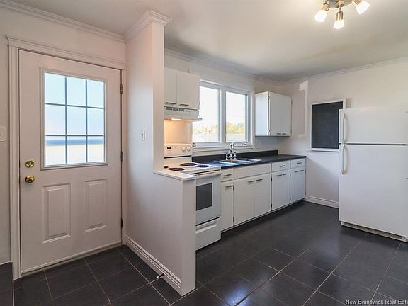 5th image of 36 Saint Anne St