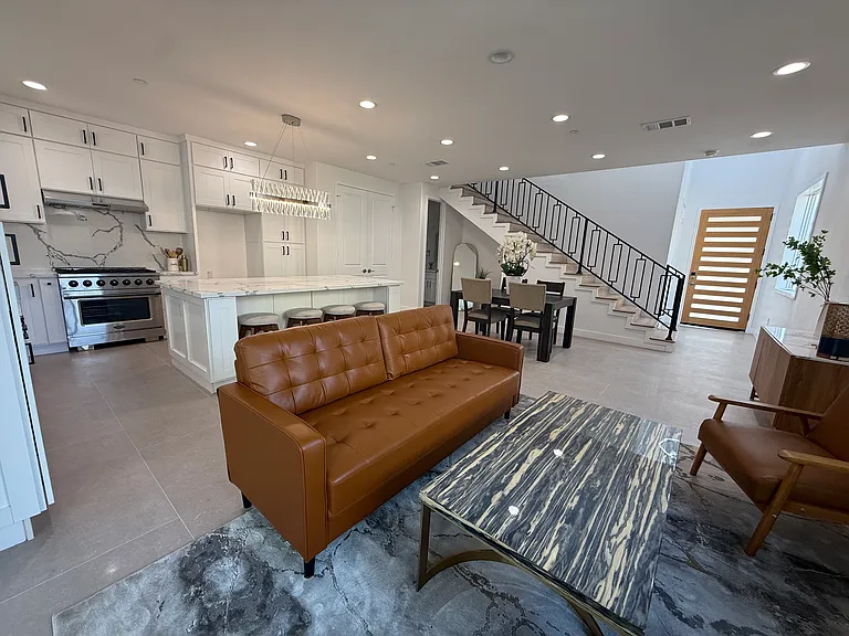 8081 La Palma Dr #103 — Photo 7