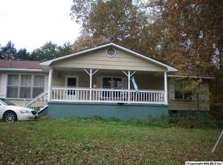 93 Bray Dr, Henagar, AL 35978