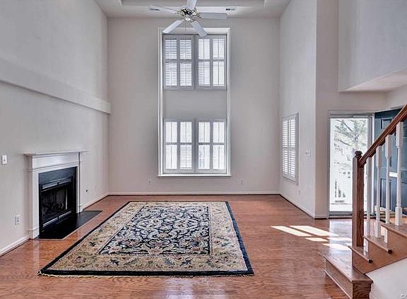 5th image of 209 Crystal Ln