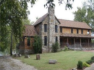 280 Sloan Ln, Locust Grove, AR 72550