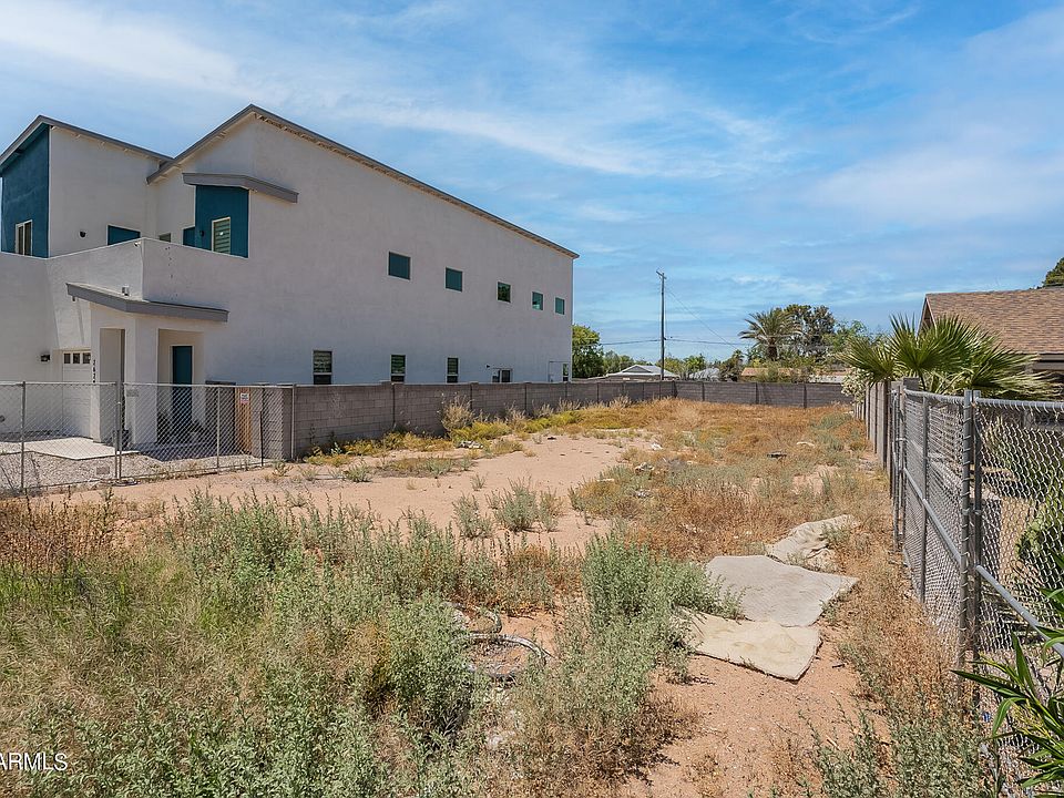 1st image of 2630 N 31ST Street #9