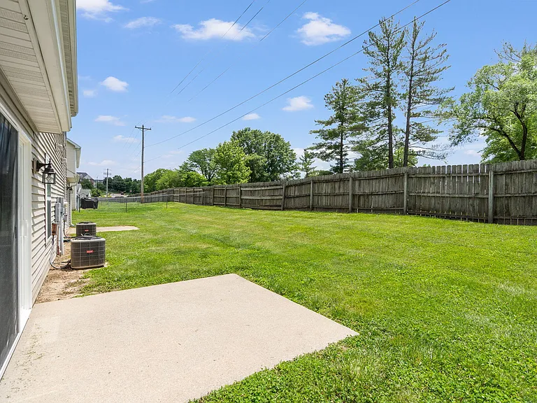 4412 Cheryl Ct — Photo 7