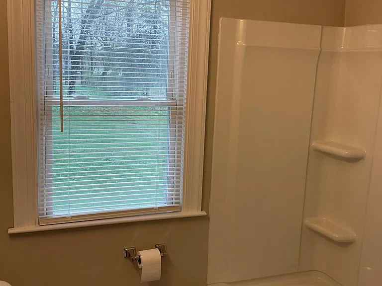 4822 Forest Hills Rd — Photo 12