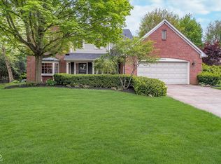 4401 W Hunters Ridge Ln, Greenwood, IN 46143