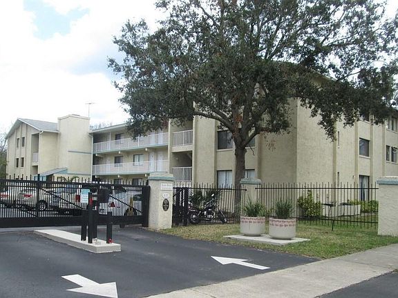 2nd image of 633 S Palmetto Ave APT 304