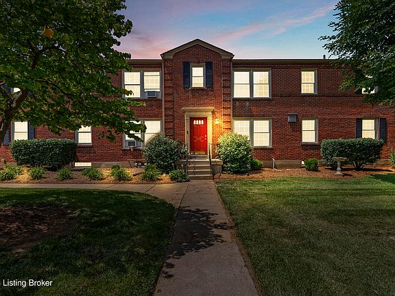 4th image of 2639 Landor Ave Unit 3C