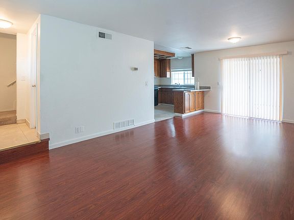 4th image of 32270 Mercury Way