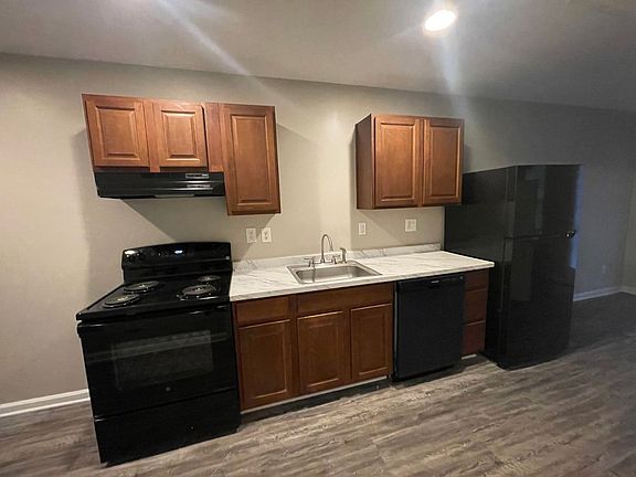 3rd image of 2212 Catherine Simmons Ave APT D