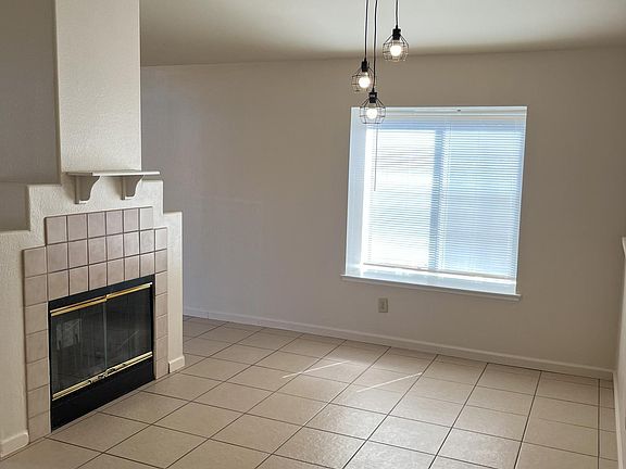 4th image of 43430 Avenida Miraflores