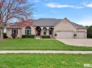 4620 Foxhall Ln, Springfield, IL 62711