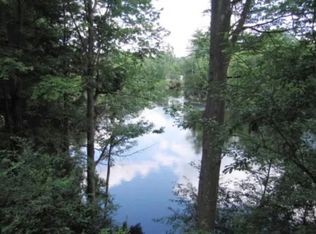 9 Browns Ct, Warrensburg, NY 12885