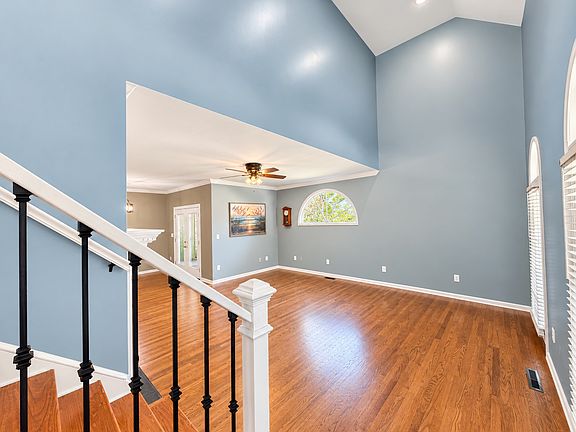3rd image of 103 Harpers Ferry Ct
