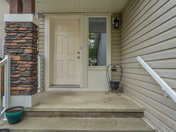 2nd image of 263 SW Royal Birch Way NW