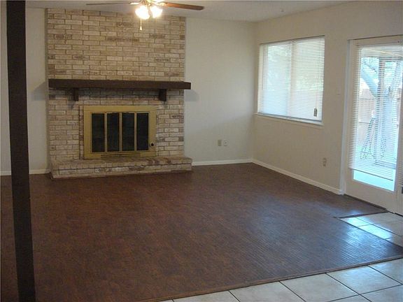 2nd image of 3841 Lancelot Pl