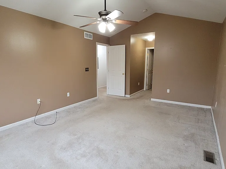 47808 Pembroke Dr — Photo 7