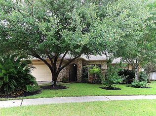 8910 Arcidian Forest Dr, Houston, TX 77088
